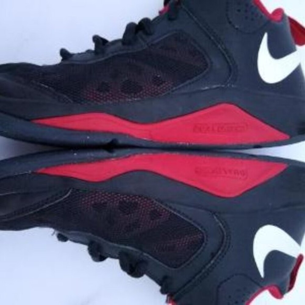 Youth Boys Nike Black/Red Dual Fusion Lightweight Basketball Sneakers Sz 4Y - Picture 4 of 7